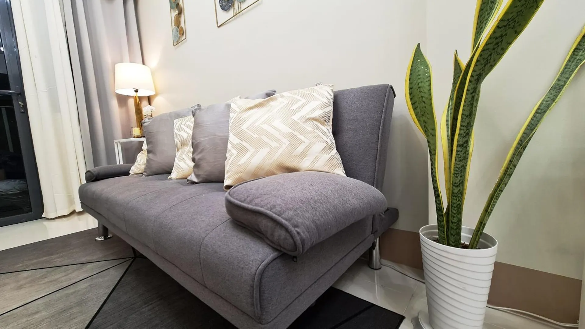 Blissful Haven Suite Staycation Pasay Metro Manila Near Sm Mall Of Asia Naia Airport Okada