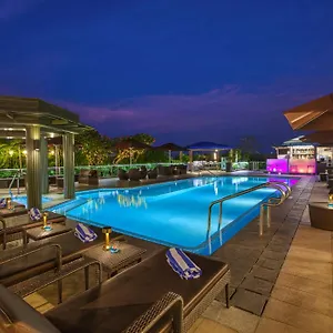 4* מלון Belmont Manila