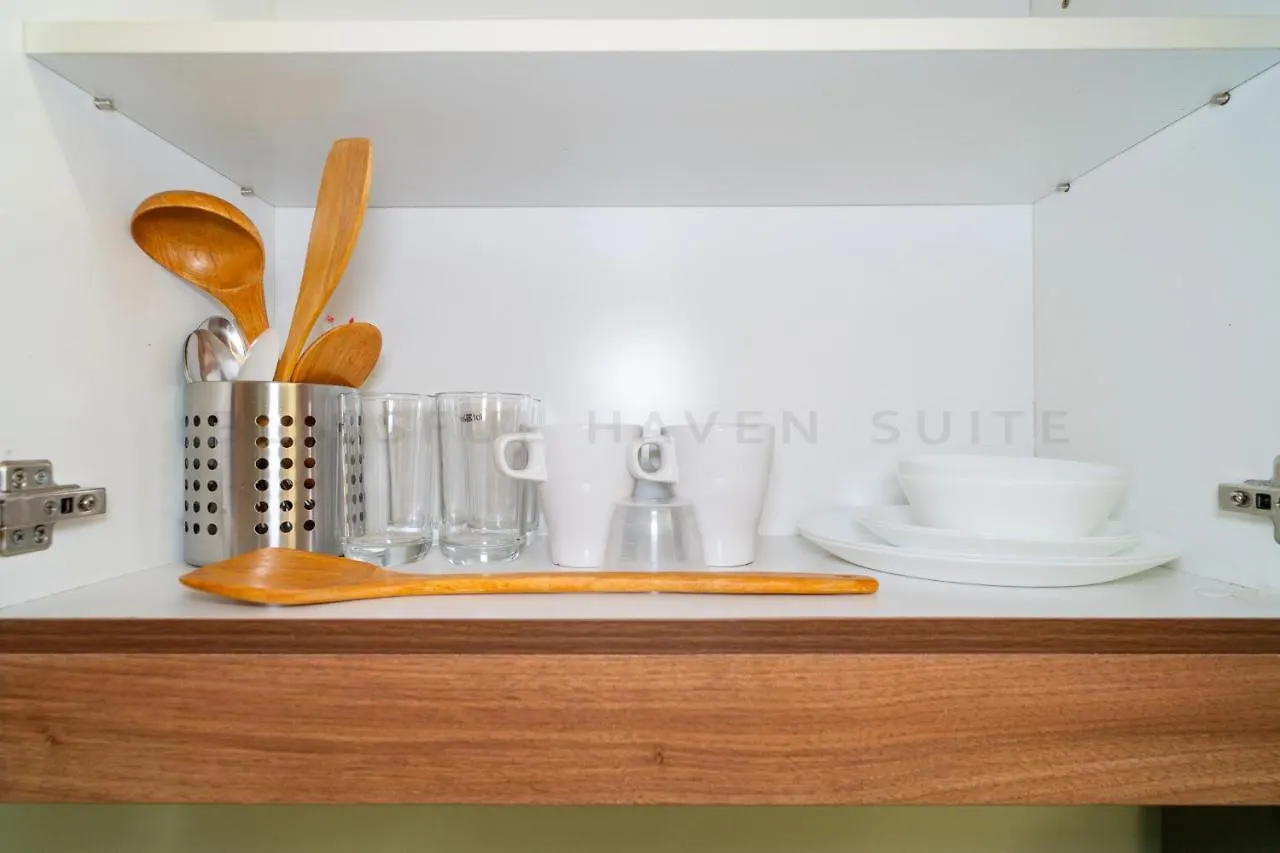 Blissful Haven Suite Staycation Pasay Metro Manila Near Sm Mall Of Asia Naia Airport Okada Aparthotel